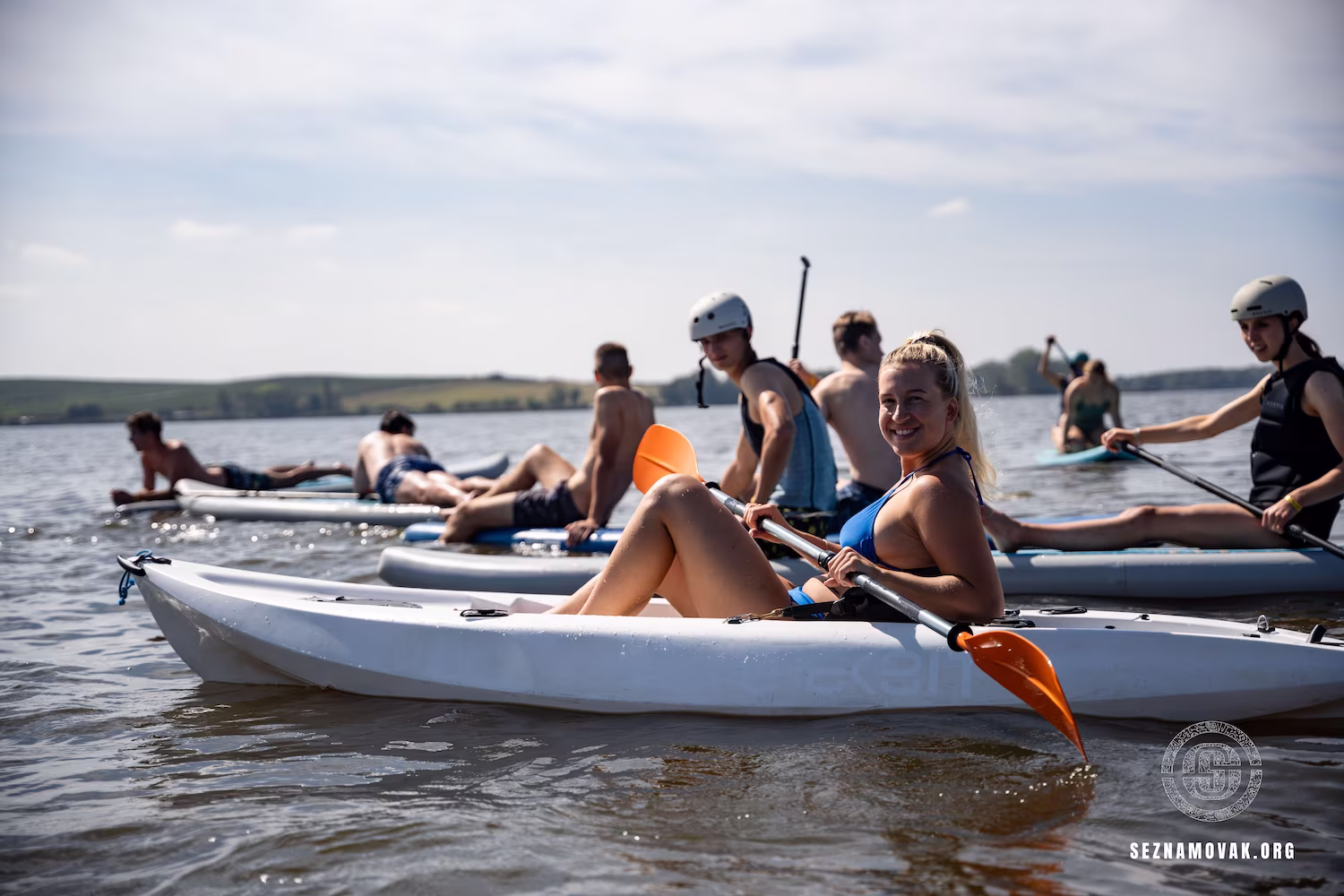 Seznamovák MUNI a MENDELU – Paddleboardy a adrenalin v Aqualandu Moravia